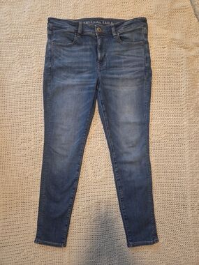 American Eagle Next Level Stretch Medium Wash Jegging Jeans Sizs 8 Short